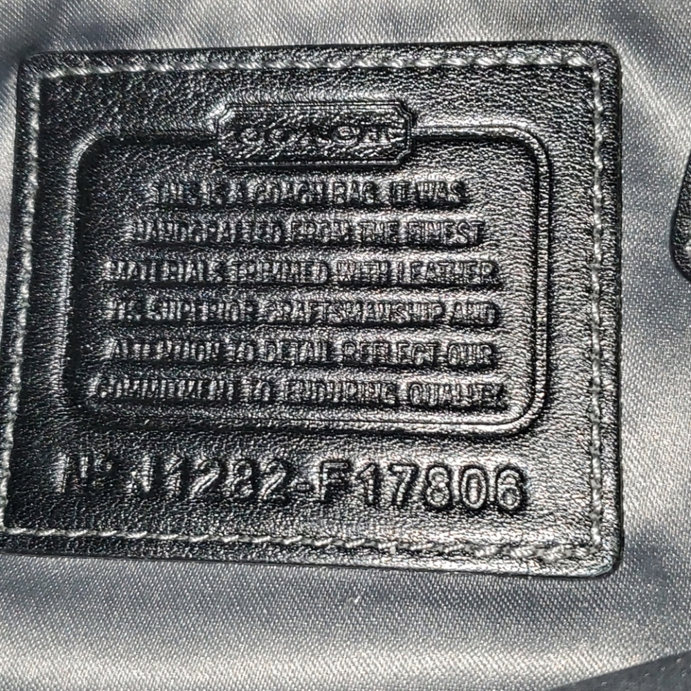 Coach Bag - Picture 5 of 7